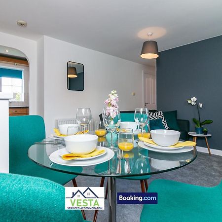 Three Bedroom Apartment By Vesta Serviced Accommodation & Short Lets Hatfield With Free Parking Exterior photo